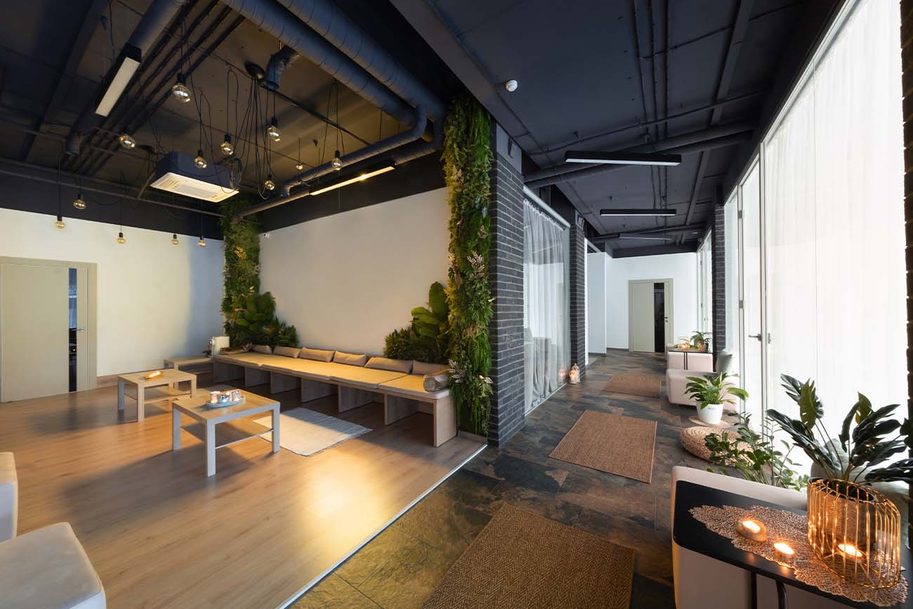 Medikal ekipman ve iç mekan düzenlemeleri